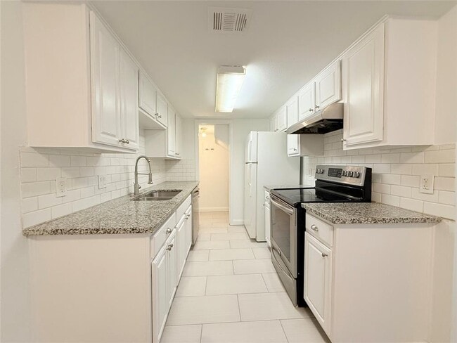 Photo - 2124 Burton Dr Condo Unit 125