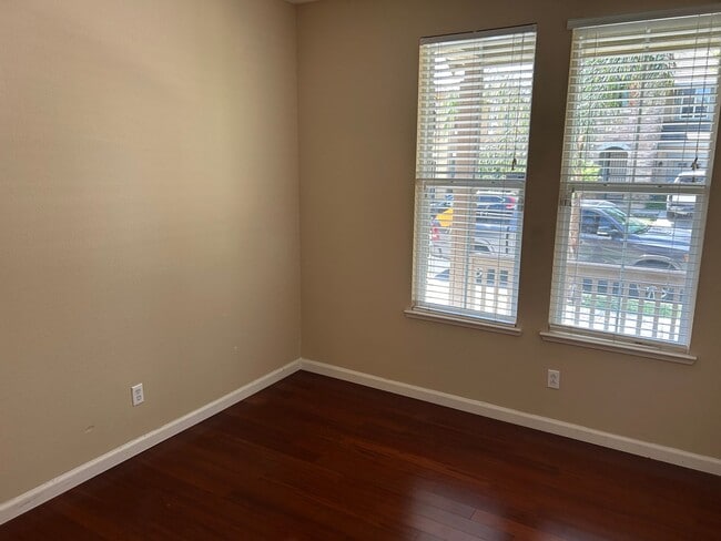 Photo - Beautiful 4 Bedroom 3 Bathroom in Quiet Neighborhood with SOLAR