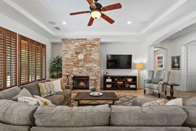 48476 Bighorn Dr