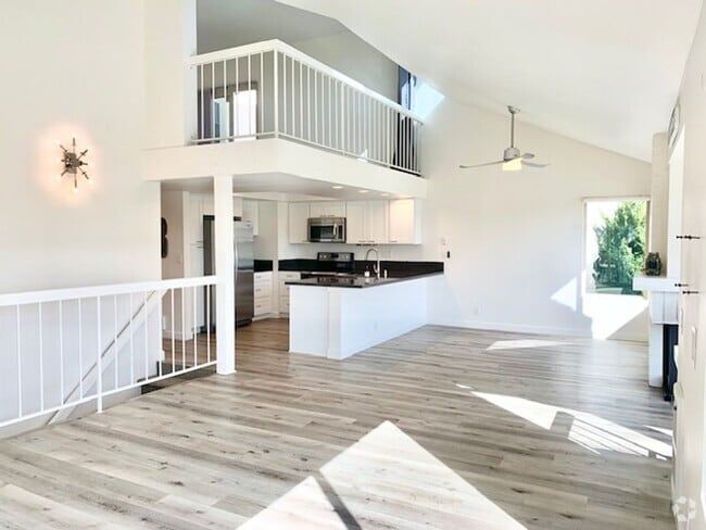 Building Photo - Beautiful Coastal Rental in Oxnard | 2 Bed...