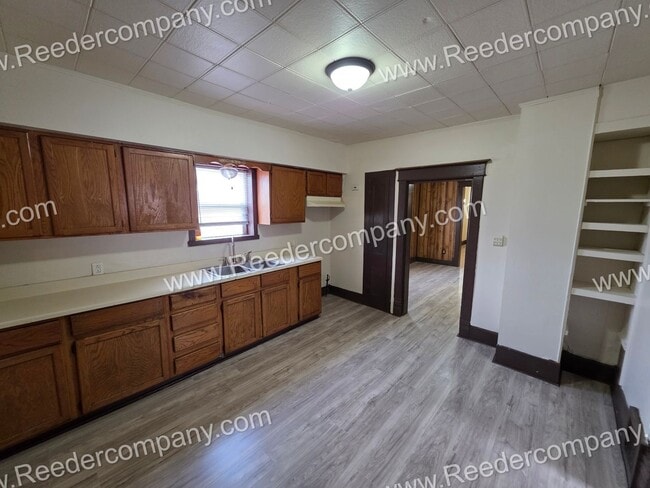 Photo - 3 bedroom house with brand new flooring