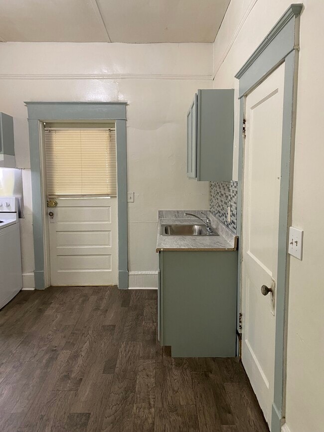 29 Harvey St Unit A