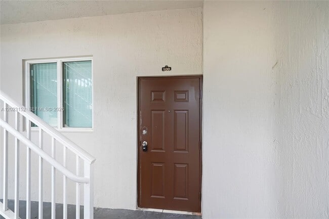Photo - 2524 SE 16th Rd Unit 100