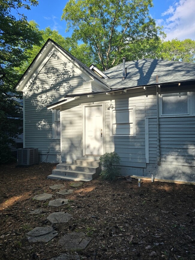 Photo - 1042 McMillan St NW