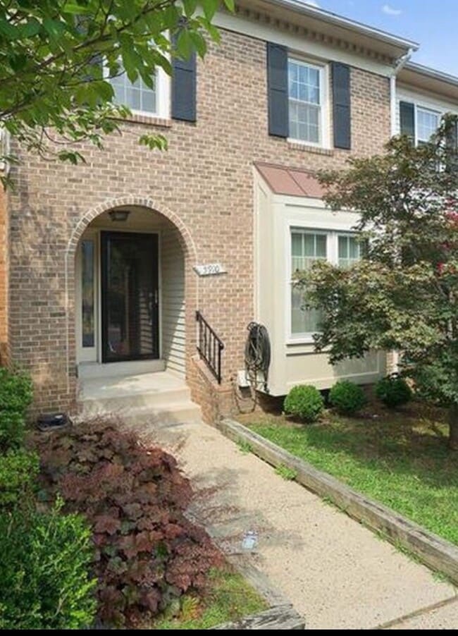 Building Photo - 5910 Ambassador Way