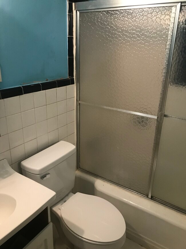 Photo - 1010 W Washington Ave