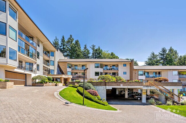 Photo - Beautiful View 2 Bed 2 Bath Condo for Rent in White Rock Unit 519