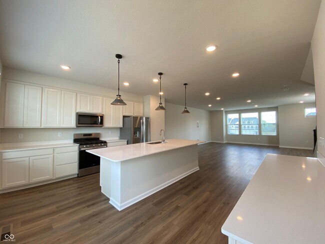 Photo - 10947 Belgian Ln