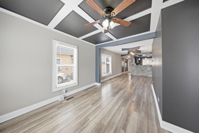 Photo - 810 Superior St