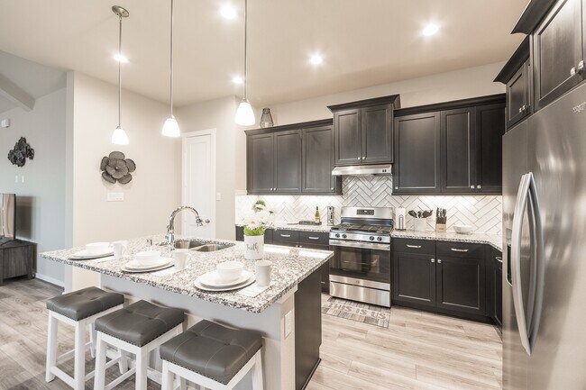 Photo - 2142 Ironwood Pass Dr