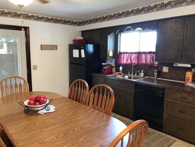 Photo - Top notch property!