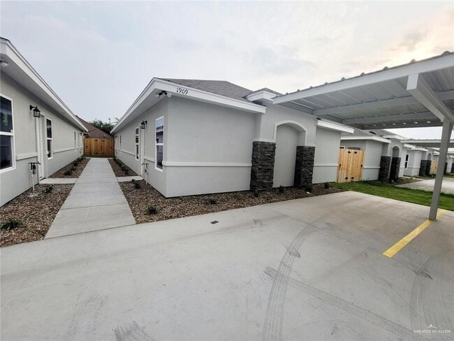 Photo - 10 Davenport St Unit 3