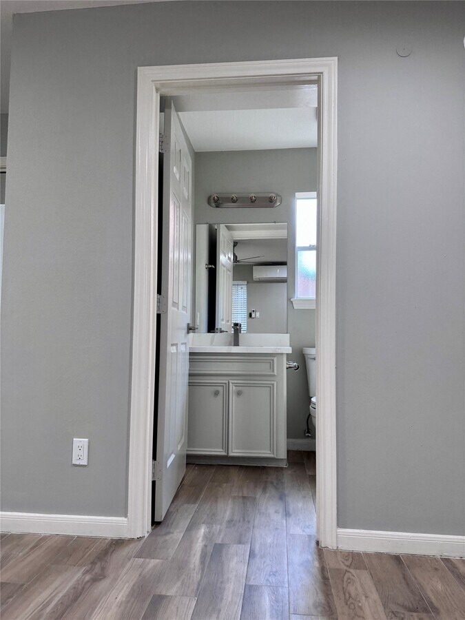 Photo - 1514 Park St