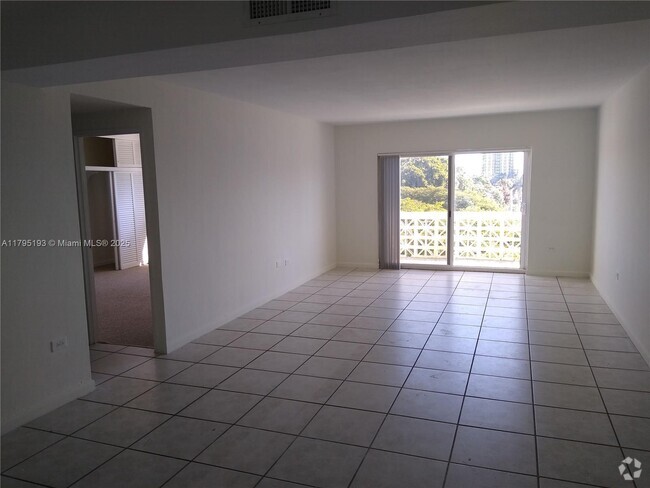 Building Photo - 353 W 47th St Unit 3H Rental