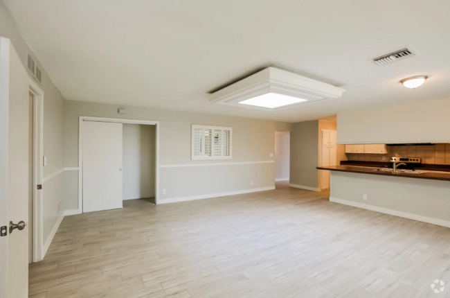 Building Photo - 5027 W Palmaire Dr Rental