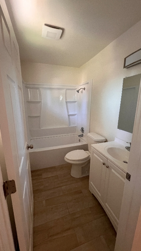 Photo - 1142 N Broadway Unidad 3