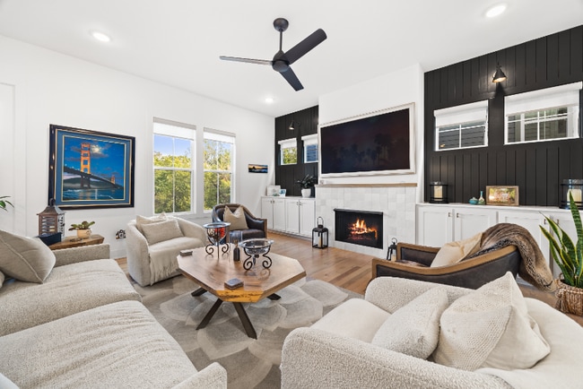 Photo - 550A Whispering Hills Dr