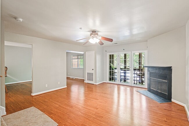 Photo - Heatherfield Condo Association - Columbia