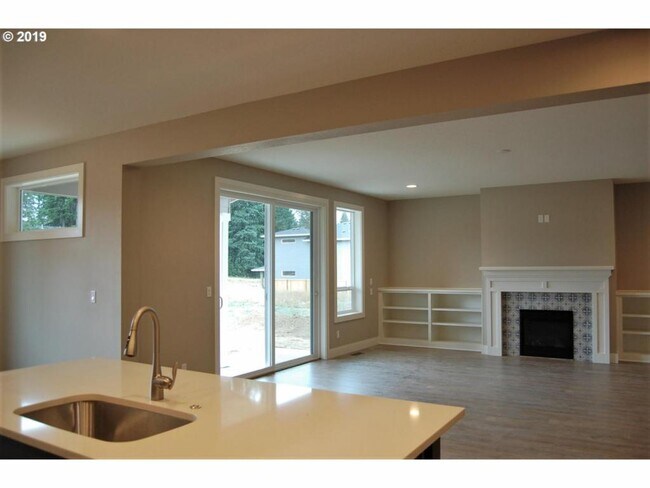 Photo - 15763 SE Bollam Dr