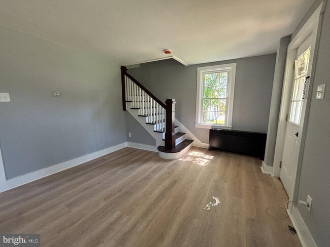 Photo - 888 Walnut St