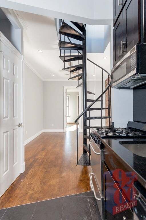 Photo - 219 E 28th St Unidad 5A