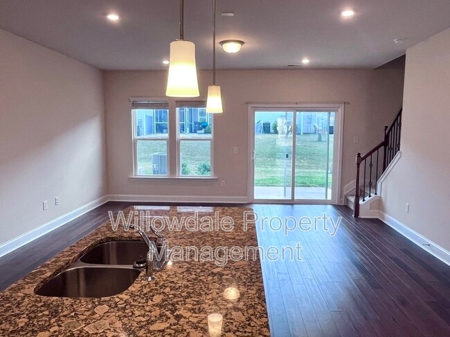 Photo - 125 Woodford Reserve Ct
