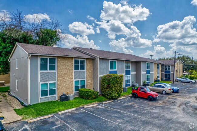 Photo - Ashdale Gardens Apartments