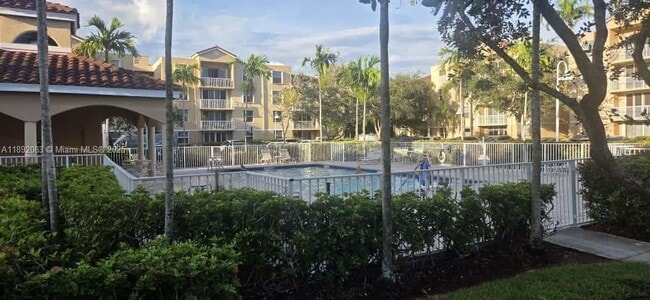 Photo - 509 E Sheridan St Unit 4043