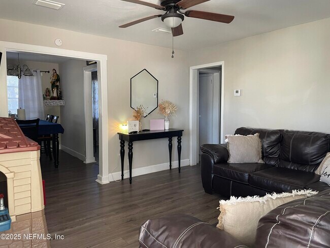 Photo - 2619 Bywood Rd