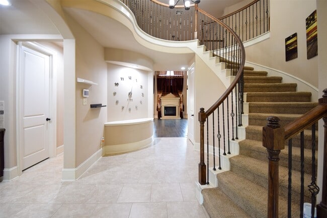 Photo - 27363 Pendleton Trace Dr
