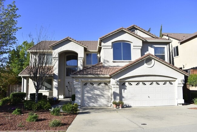 Building Photo - 630 Rogers Cir