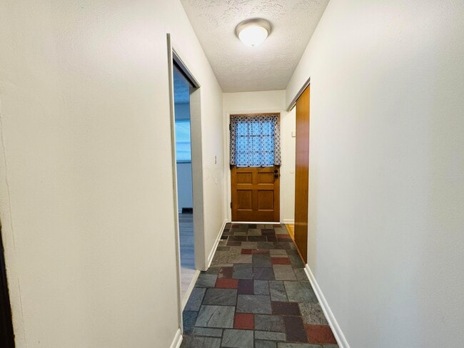 Photo - 1016 Lambeth Dr