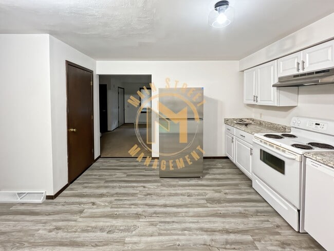 Photo - 2 Bed 1.5 Bath Duplex