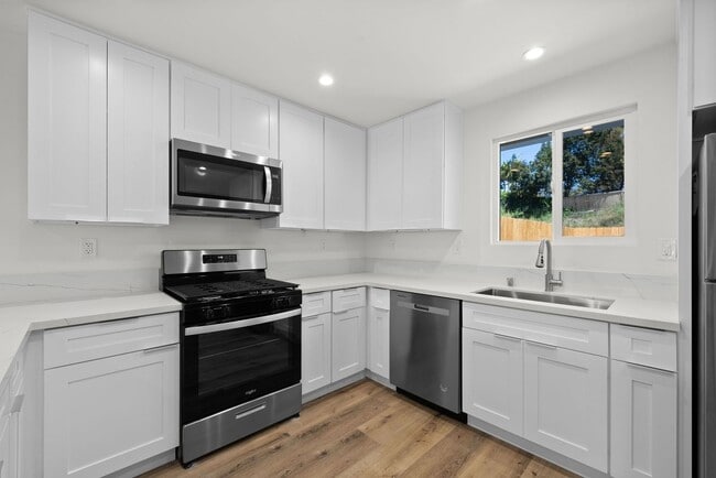 Photo - 2718 Oceanside Blvd Unit 1