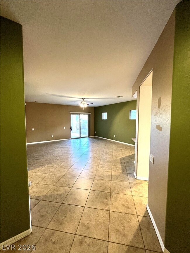 4205 Gliding Gulls Ave