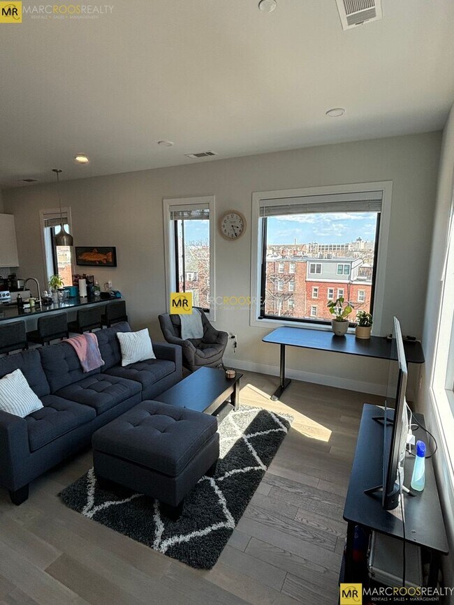 Photo - 106 Liverpool St Unit 306