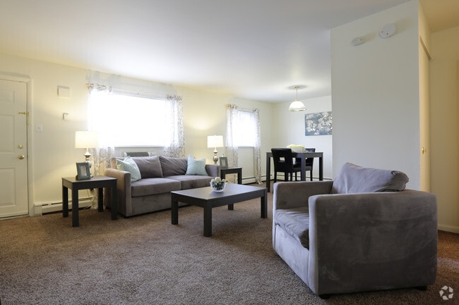 Living Room - Tamarack Station Apartments