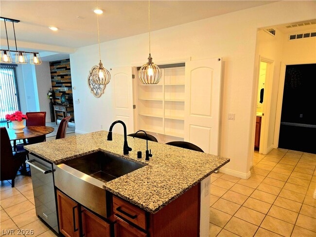 Photo - 2395 Arrington Ave