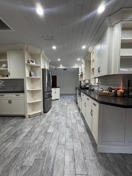 Photo - 581 Woodlawn Terrace