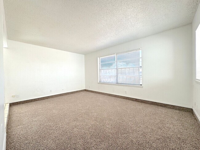 Photo - Northeast El Paso 3 bed