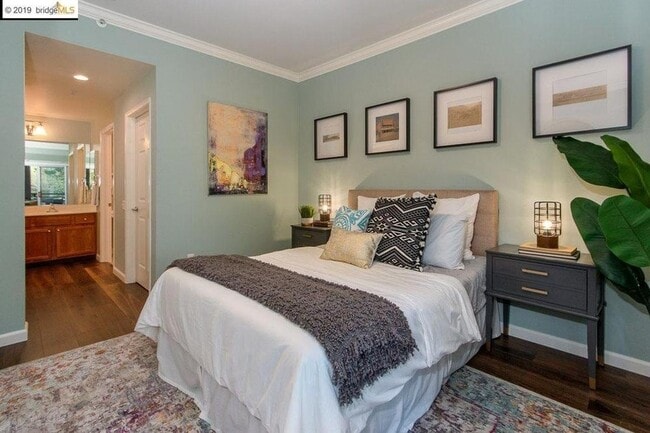 Photo - Parkwoods Oakland 2/2 Condo with beautiful amenities