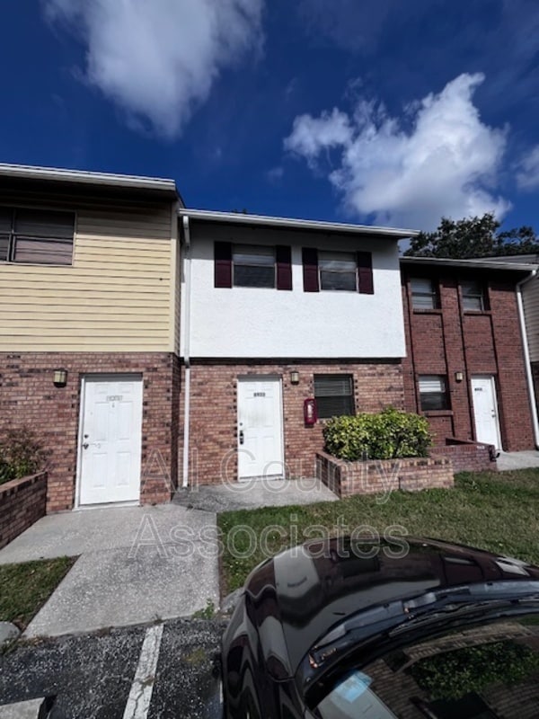 Building Photo - 8933 Cochise Ln