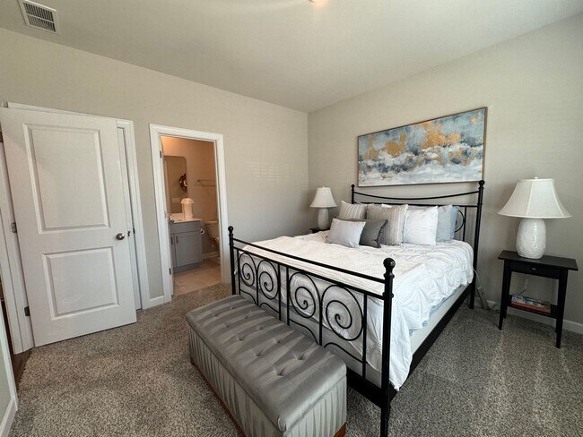 Photo - Modern 3-Level Townhome for Rent | Prime SW Charlotte Location