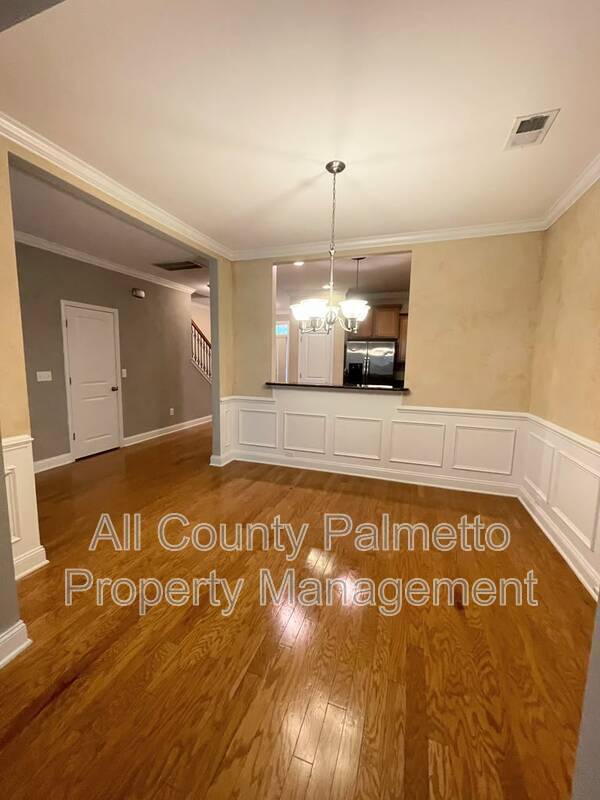3639 Bagley Dr