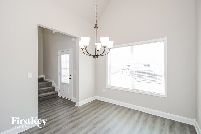 Photo - 55 Cranbrooke Ln