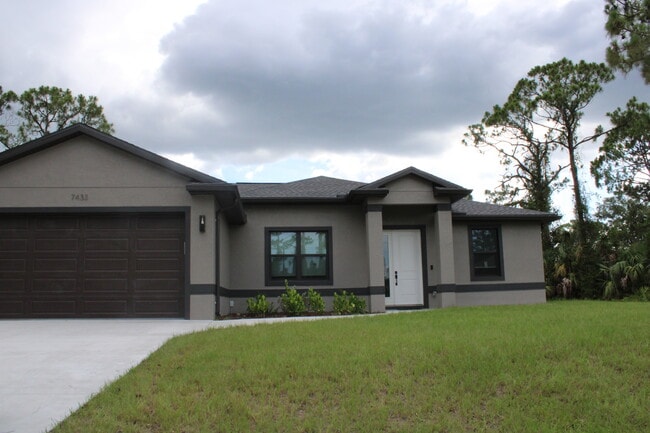 Building Photo - 7433 Battalla Rd Rental
