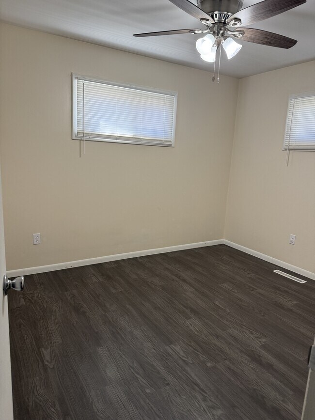 Photo - 502 N Cedar St