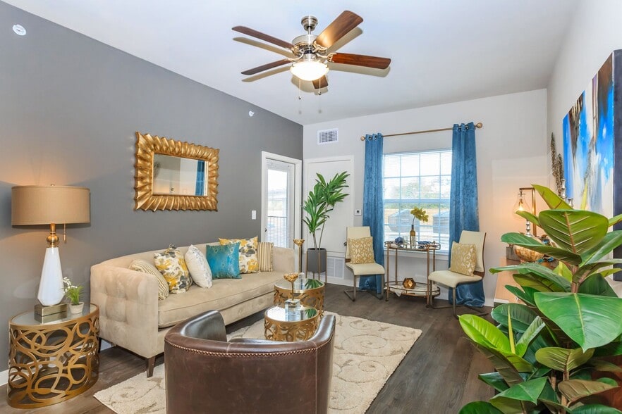 Roots at Waco apartments — community photo