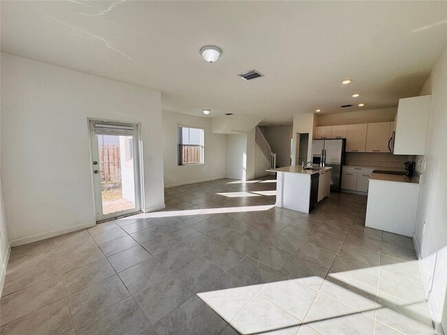 Photo - 2437 NW 131st Cir