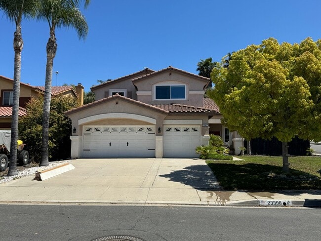 Building Photo - For Rent in West Murrieta – Spacious 5BR Home